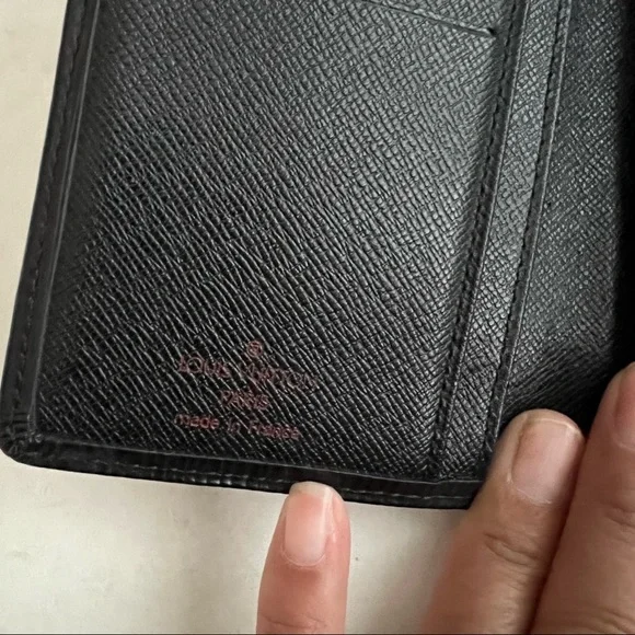 Authentic LOUIS VUITTON Black Epi French Purse Wallet Leather - Picture 13 of 13